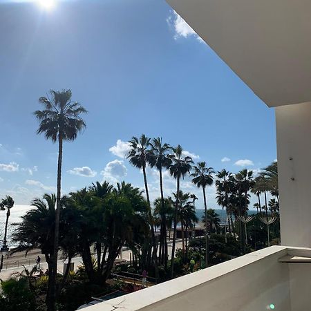 Beachfront Primera Linea De Playa En Casco Antiguo エステポナ エクステリア 写真