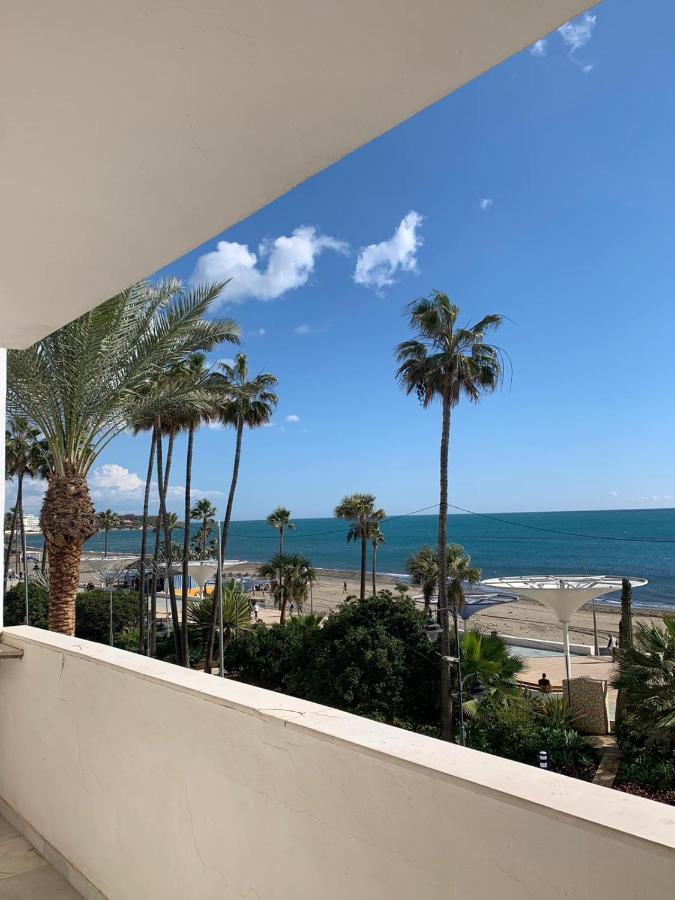 Beachfront Primera Linea De Playa En Casco Antiguo エステポナ エクステリア 写真