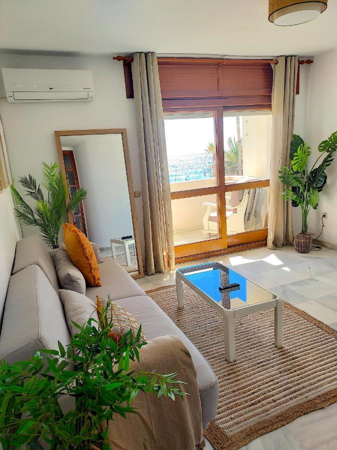 Beachfront Primera Linea De Playa En Casco Antiguo エステポナ エクステリア 写真